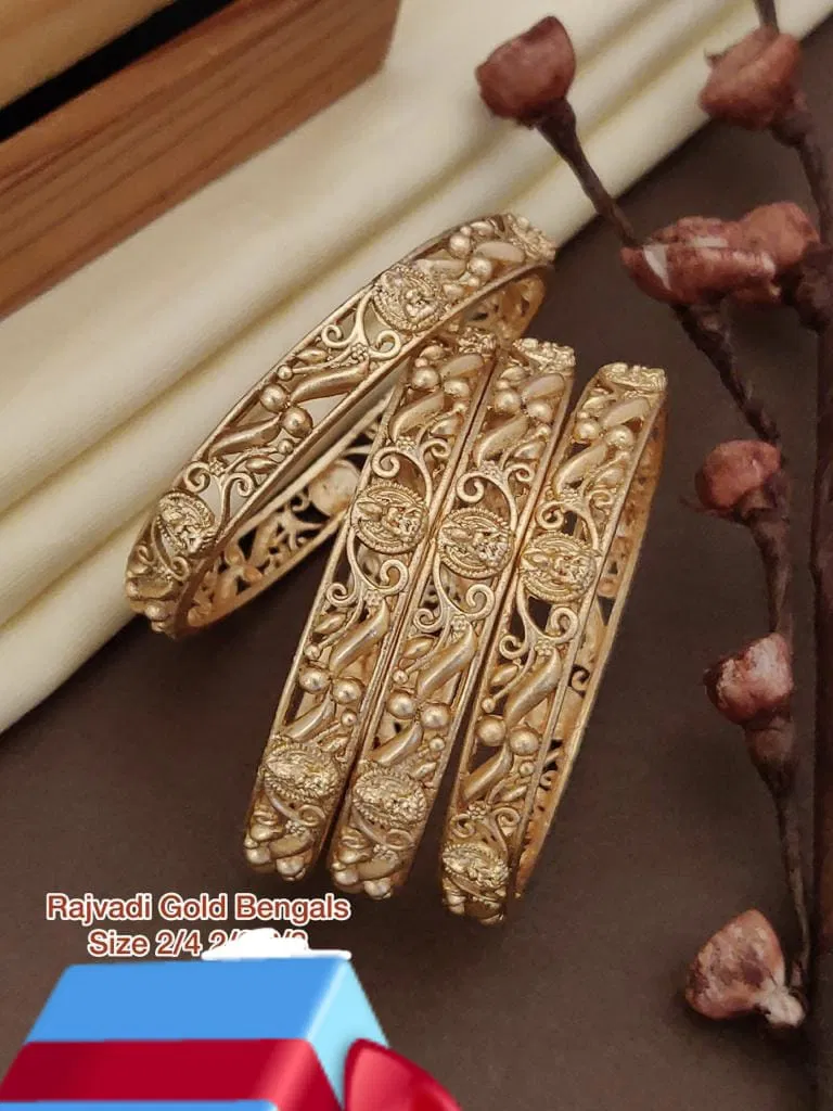 Fancy Design Matte Fancy Bangles Set Wholesalers In Delhi